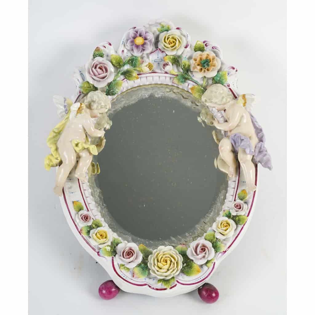 Miroir En Porcelaine De Meissen à Décor De Putti Et Fleurs, XIXe | Biron |||||||