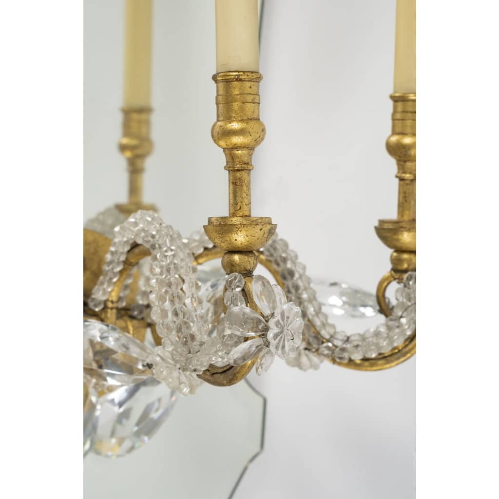 Paire d’appliques en miroir et fer doré et papilles de verre, 1950-1960 | Biron Paire d’appliques en miroir et fer doré et papilles de verre, 1950-1960