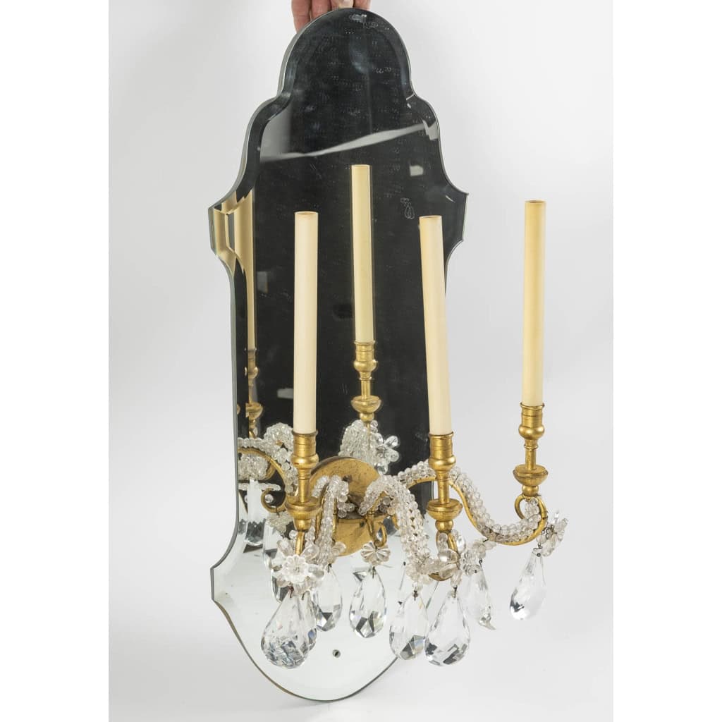 Paire d’appliques en miroir et fer doré et papilles de verre, 1950-1960 | Biron Paire d’appliques en miroir et fer doré et papilles de verre, 1950-1960