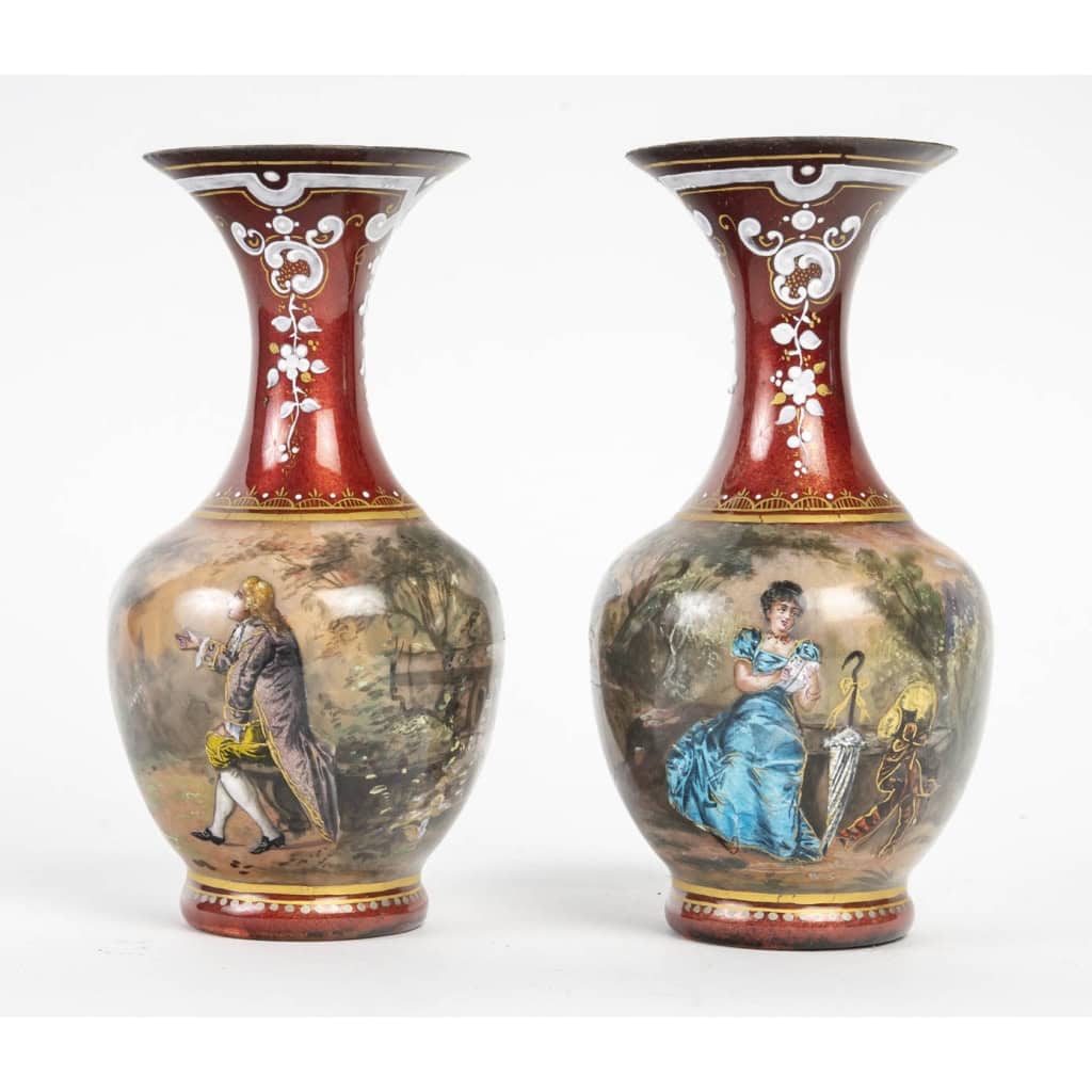 Une paire de vases en émail fin XIXè siècle | Biron |||||||||