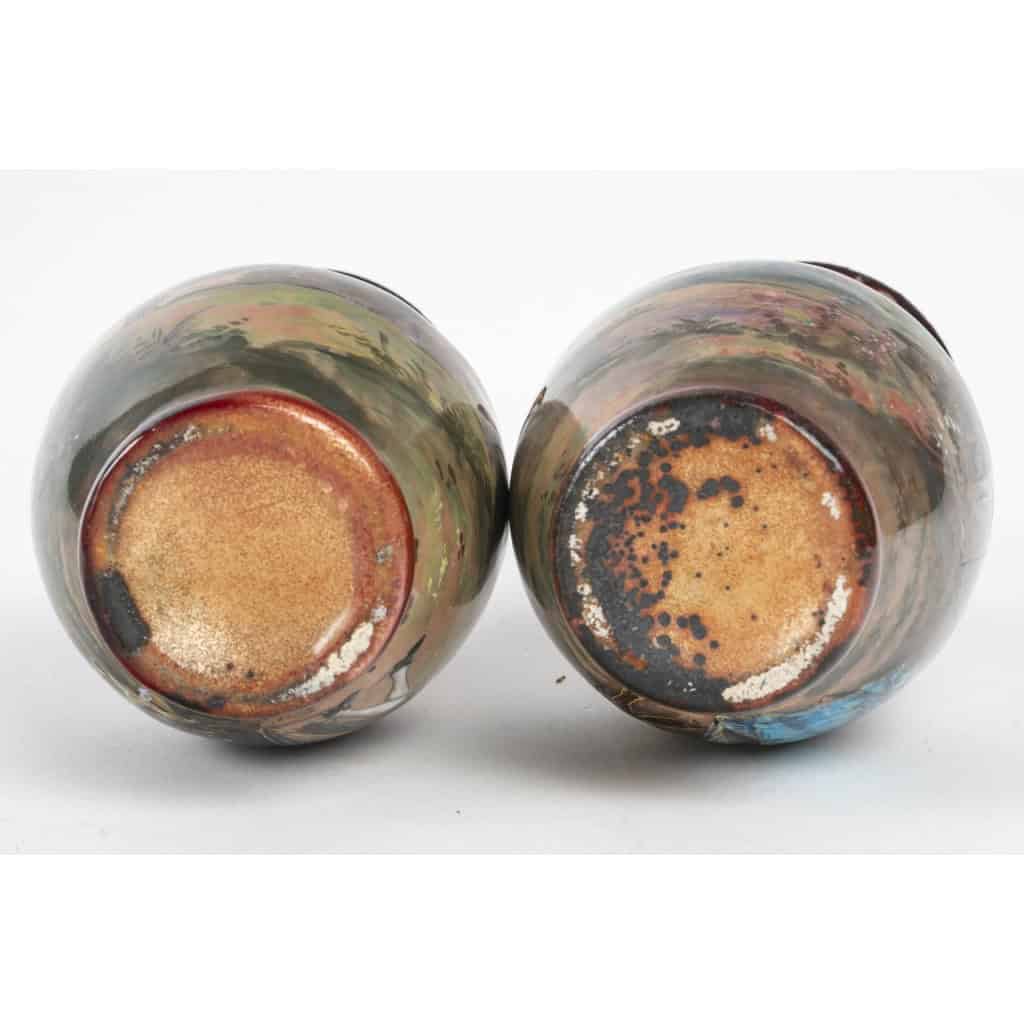 Une paire de vases en émail fin XIXè siècle | Biron Une paire de vases en émail fin XIXè siècle