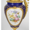 Sevres, dans le goût pair d’égayer en porcelaine et bronze doré | Biron Sevres, dans le goût pair d’égayer en porcelaine et bronze doré