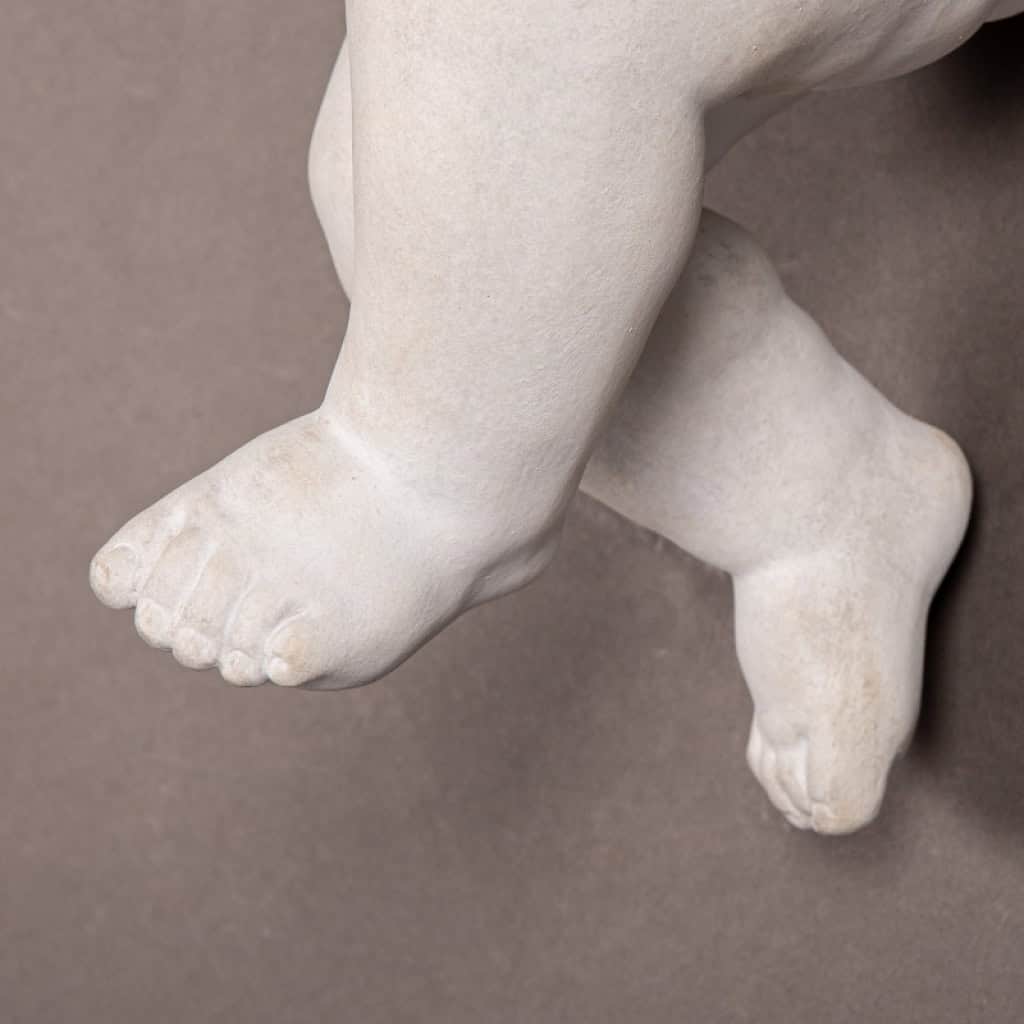 Sculpture d’un Bébé, en Plâtre, XXIème Siècle. | Biron Sculpture d’un Bébé, en Plâtre, XXIème Siècle.