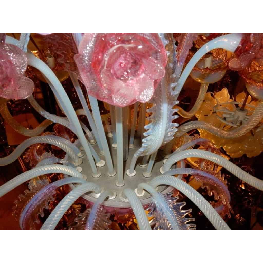 1950′ Lustre Murano à 12 Bras de Lumière en Verre Bleu Opalescent et Pâte de Verre Rose | Biron 1950′ Lustre Murano à 12 Bras de Lumière en Verre Bleu Opalescent et Pâte de Verre Rose