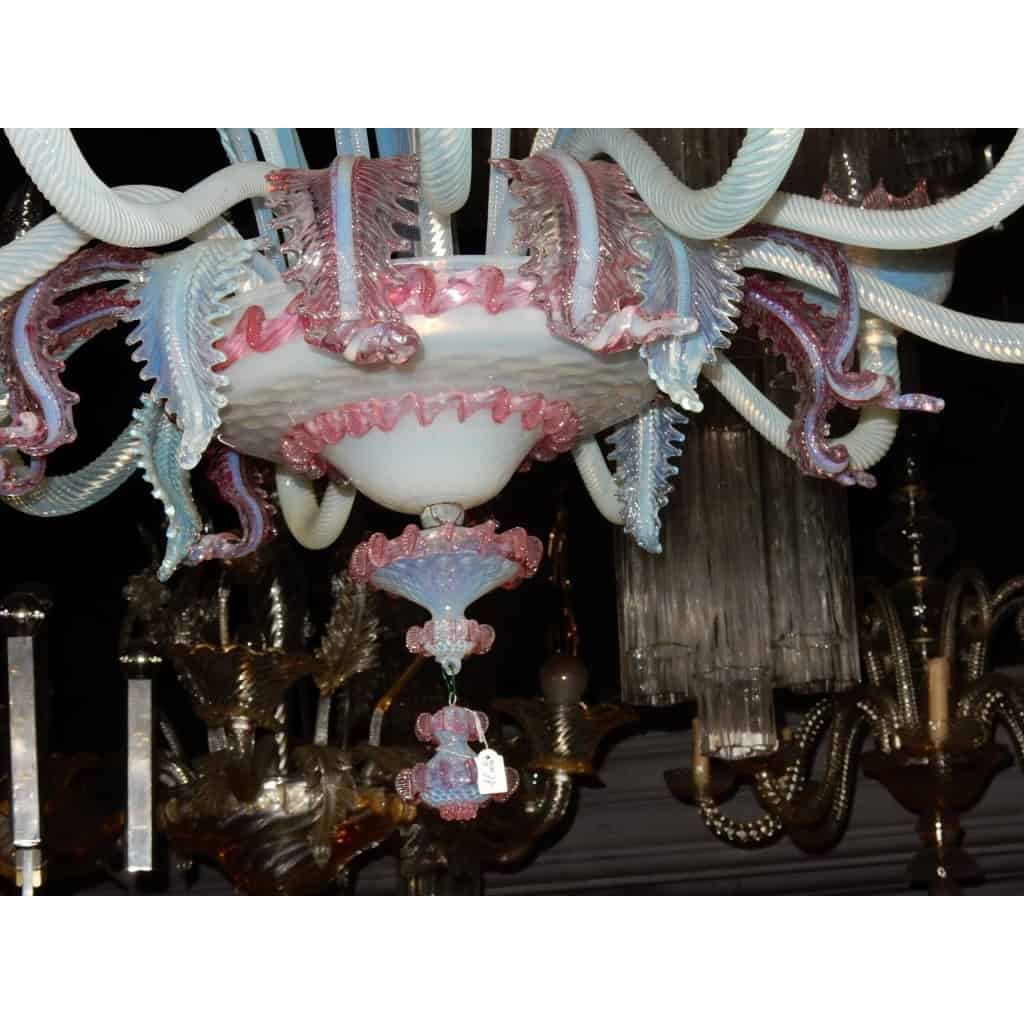 1950′ Lustre Murano à 12 Bras de Lumière en Verre Bleu Opalescent et Pâte de Verre Rose | Biron 1950′ Lustre Murano à 12 Bras de Lumière en Verre Bleu Opalescent et Pâte de Verre Rose