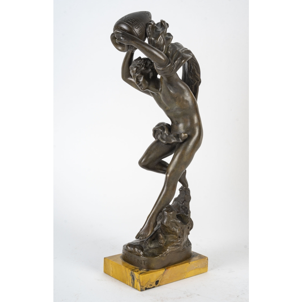 Sculpture de U.Basset, Le Torrent, sculpture en bronze, XIXème siècle, Napoléon III | Biron Sculpture de U.Basset, Le Torrent, sculpture en bronze, XIXème siècle, Napoléon III
