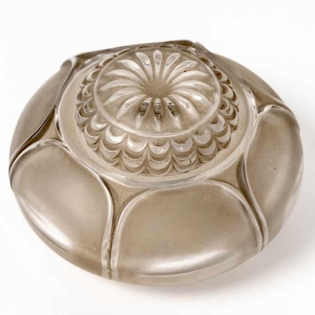 Encrier « Nénuphar » verre blanc patiné gris de René LALIQUE | Biron Encrier "Nénuphar" verre blanc patiné gris de René LALIQUE