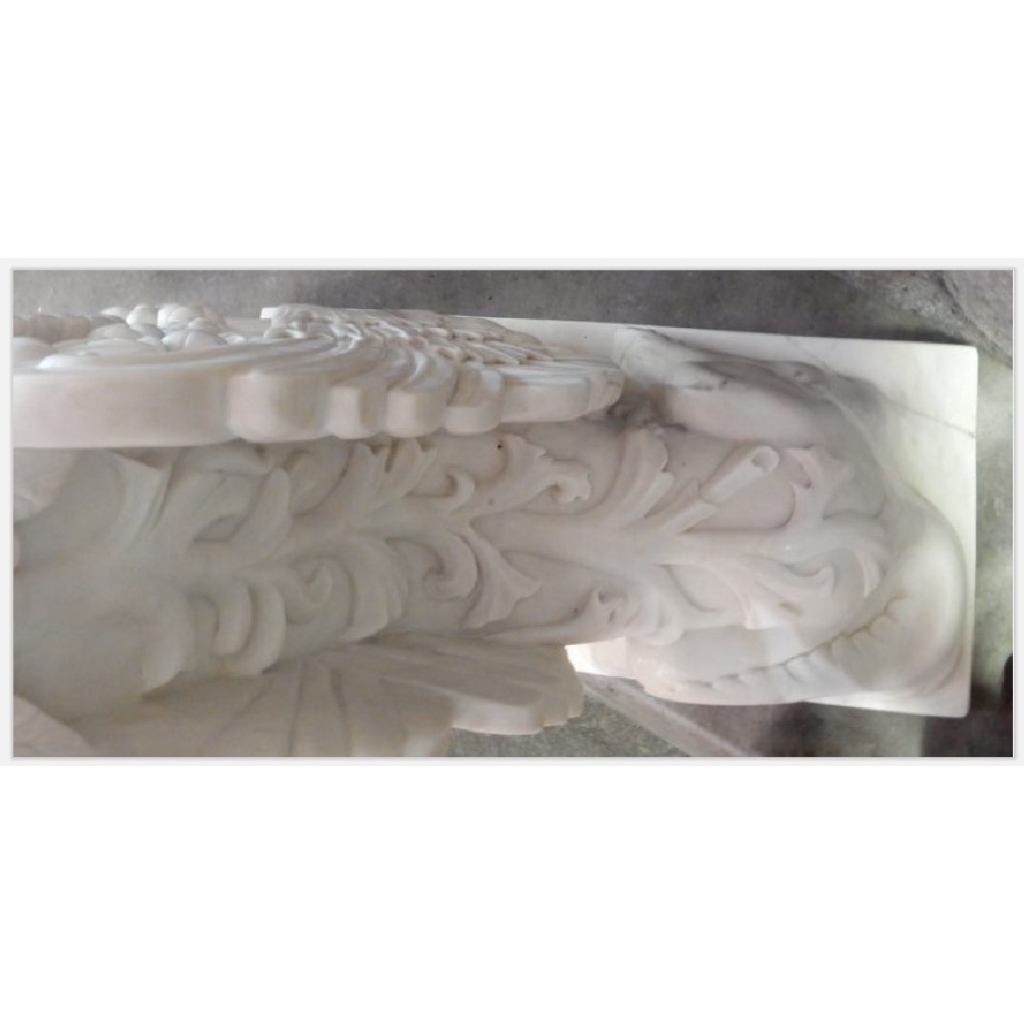 1950′ Paire de Sphinges En Marbre Blanc Statuaire | Biron 1950′ Paire de Sphinges En Marbre Blanc Statuaire