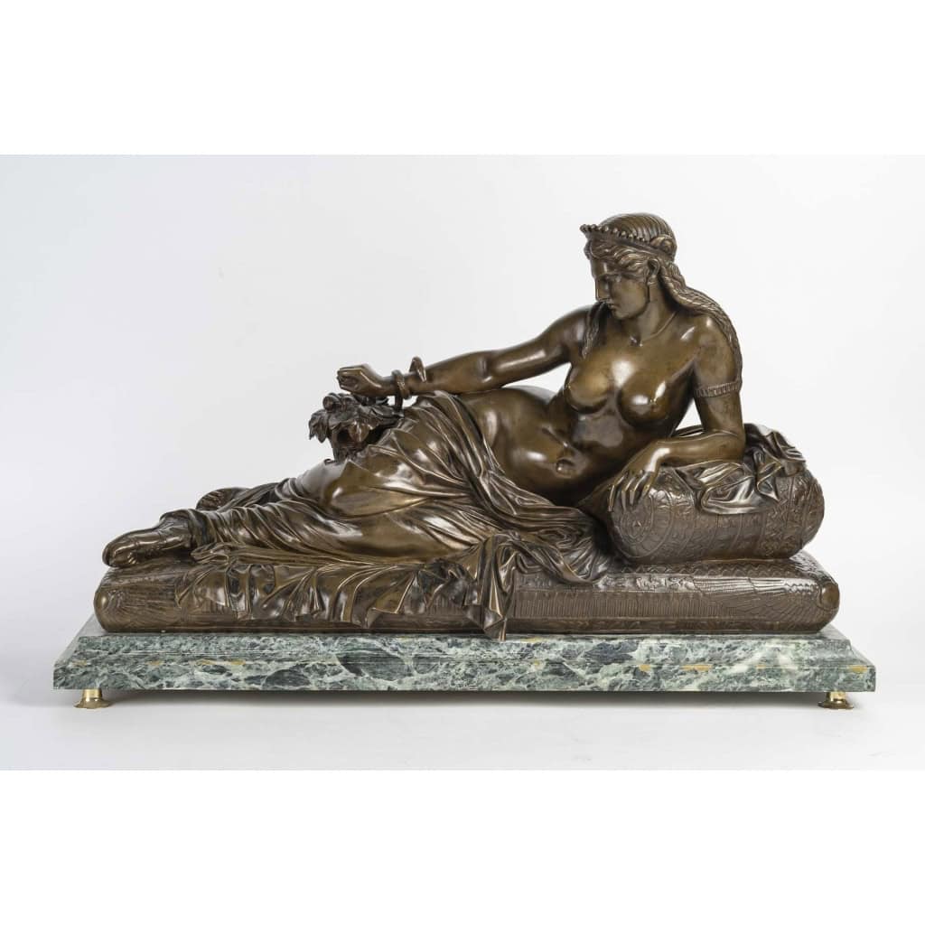 Bronze Représentant Cleopatre Allongée, Fonte De Barbedienne, époque Napoléon III | Biron |||||||||||||