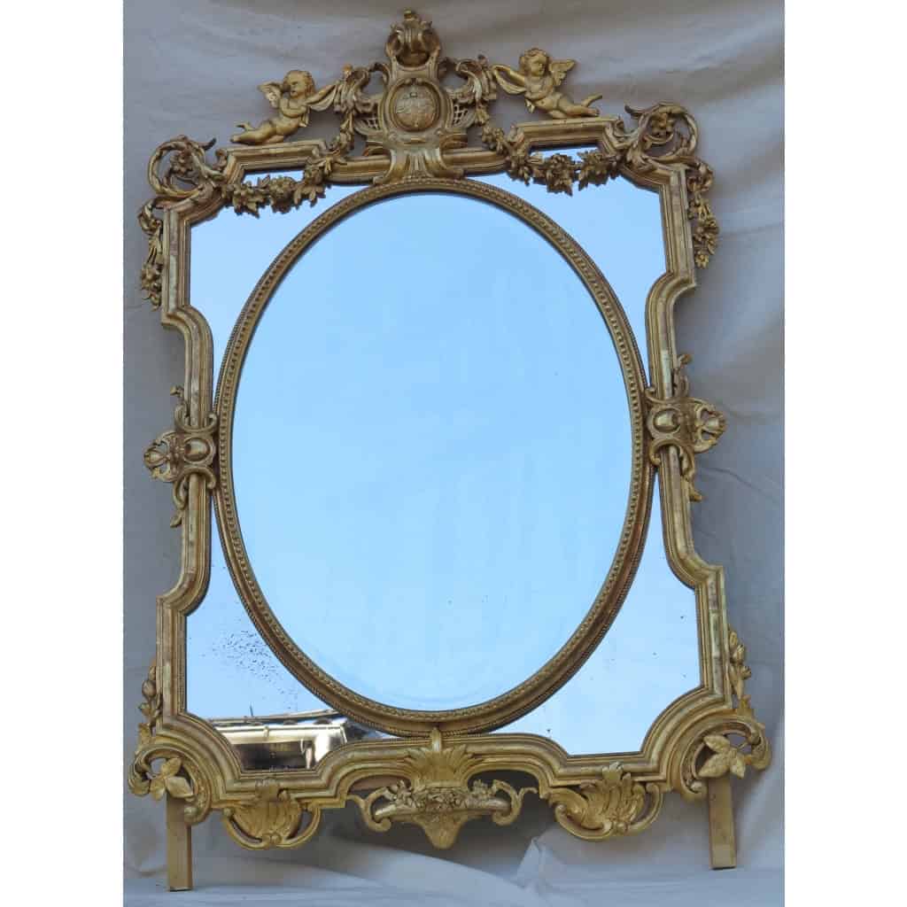 1880′ Miroir Napoléon III à Pare-closes et Médaillon Central Ovale Biseauté, aux Anges, Bois et Stuc Doré feuilles D’Or 6