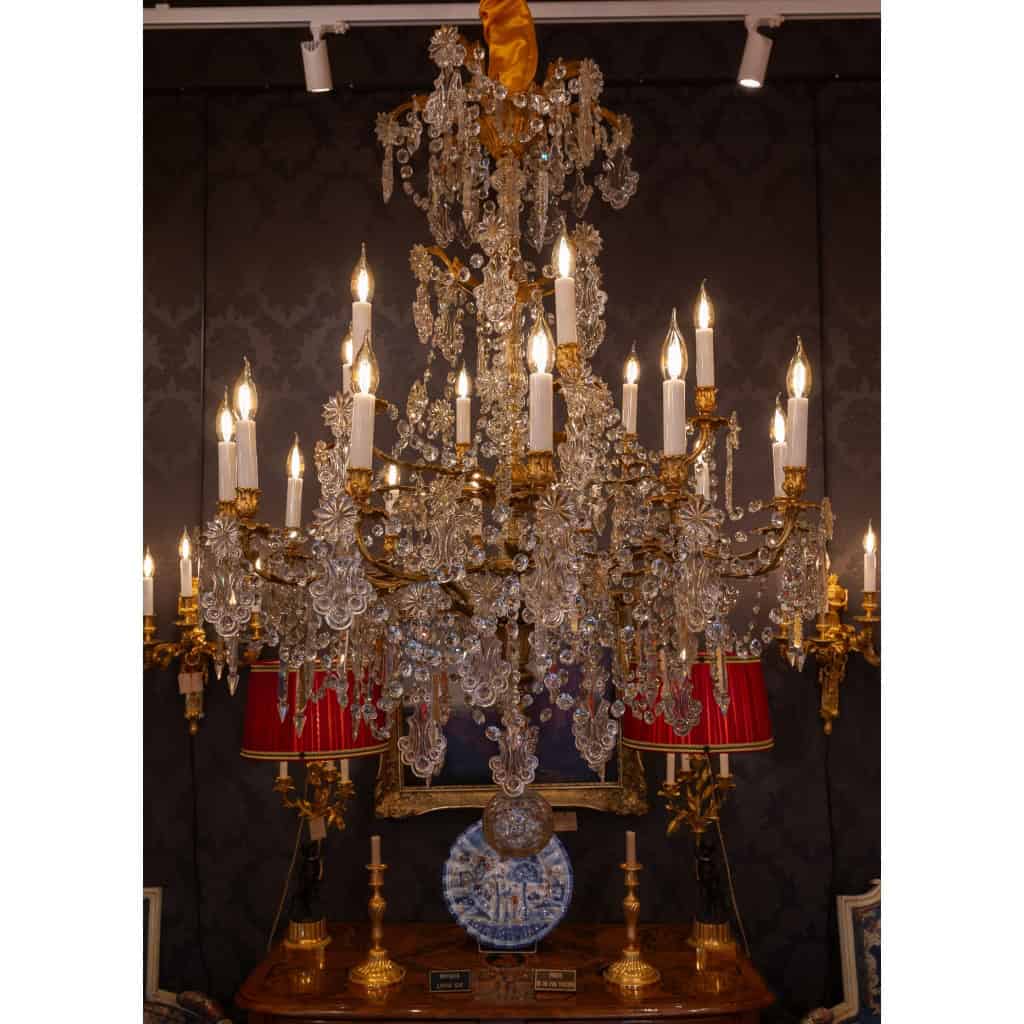 Lustre à dix-huit lumières en bronze ciselé et doré et décor de cristal Baccarat vers 1850-1860 | Biron MLD Antiquités|MLD Antiquités|MLD Antiquités|MLD Antiquités|MLD Antiquités|MLD Antiquités|MLD Antiquités|MLD Antiquités|MLD Antiquités|MLD Antiquités|MLD Antiquités|MLD Antiquités|MLD Antiquités|MLD Antiquités|MLD Antiquités|MLD Antiquités||