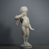 Sculpture d’un Ange, reproduction en matière composite, XXème siècle, décoration intérieur et extérieur. | Biron Sculpture d’un Ange, reproduction en matière composite, XXème siècle, décoration intérieur et extérieur.