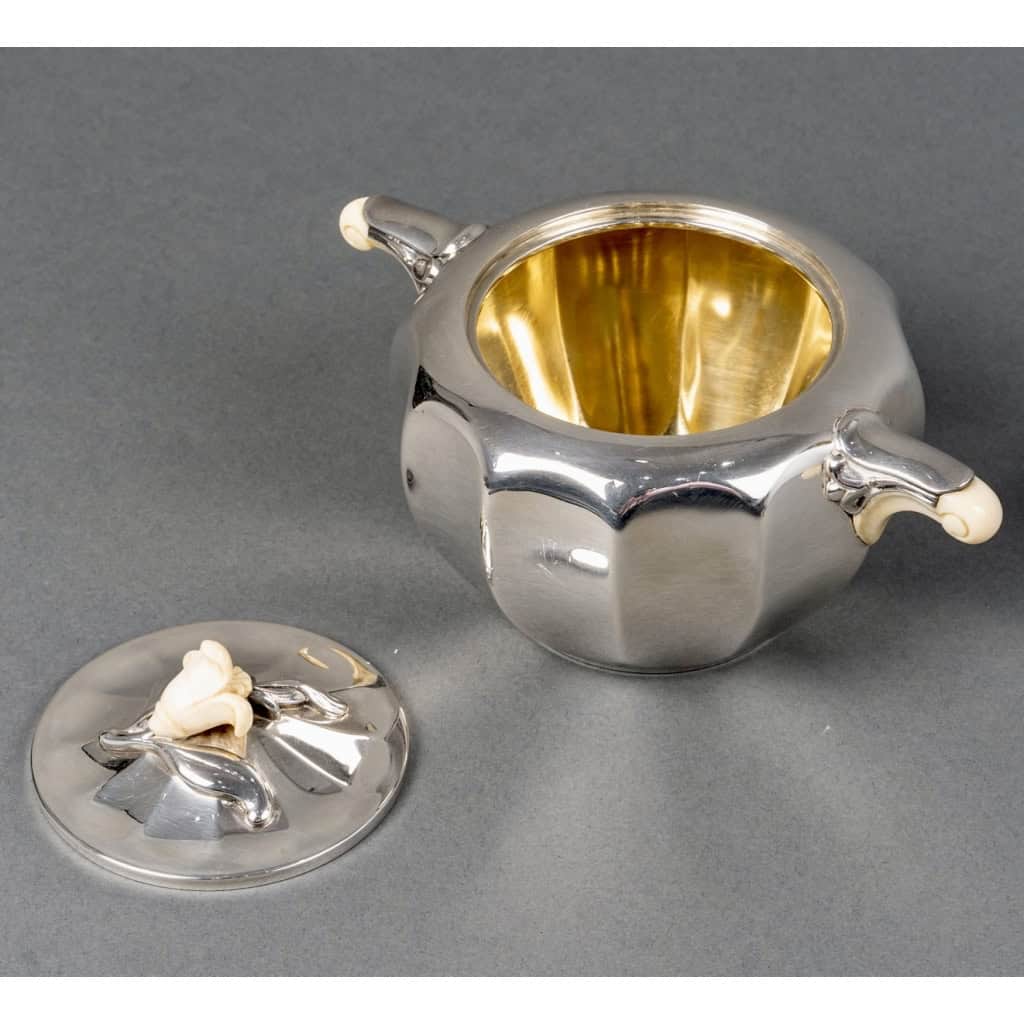 Service Thé et Café Art Nouveau argent et ivoire de Jean E. PUIFORCAT | Biron Service Thé et Café Art Nouveau argent et ivoire de Jean E. PUIFORCAT