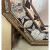 1970/80 Miroir Venise Octogonal Style Louis 14 Pareclose Bois Doré Avec Ornements En Verre Bleu Et Miroirs Oxydés | Biron 1970/80 Miroir Venise Octogonal Style Louis 14 Pareclose Bois Doré Avec Ornements En Verre Bleu Et Miroirs Oxydés
