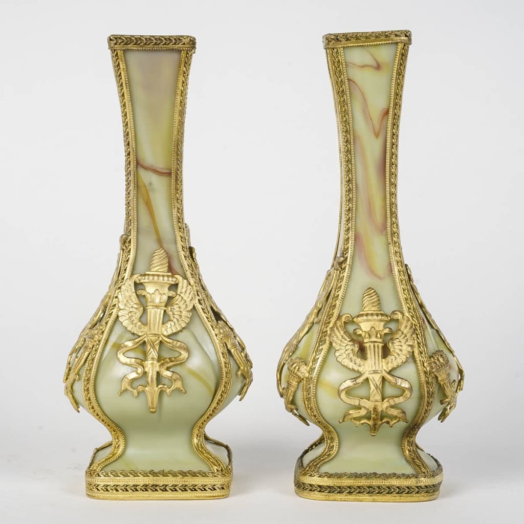 Une Paire De Petits Vases En Pâte De Verre Fin XIXè Siècle | Biron Une Paire De Petits Vases En Pâte De Verre Fin XIXè Siècle