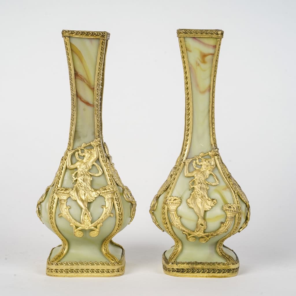 Une Paire De Petits Vases En Pâte De Verre Fin XIXè Siècle | Biron Une Paire De Petits Vases En Pâte De Verre Fin XIXè Siècle