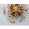 1970′ Paire ou Similaires de 2 Plafonniers ou Appliques à Décor de Fleurs et Feuilles en Métal Style Maison Baguès Feuilles en Verre | Biron 1970′ Paire ou Similaires de 2 Plafonniers ou Appliques à Décor de Fleurs et Feuilles en Métal Style Maison Baguès Feuilles en Verre