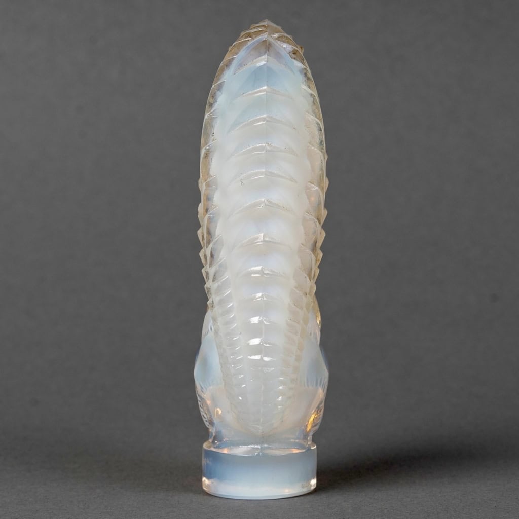 Cachet « Ecureuil » verre opalescent de René LALIQUE | Biron Cachet "Ecureuil" verre opalescent de René LALIQUE