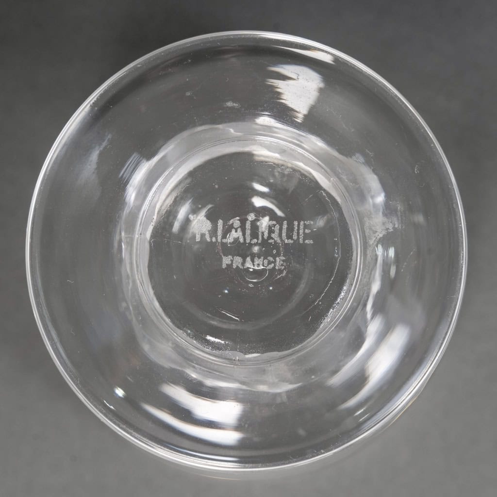 Service « Thoméry » verre blanc de René LALIQUE – 8 pièces | Biron Service "Thoméry" verre blanc de René LALIQUE - 8 pièces