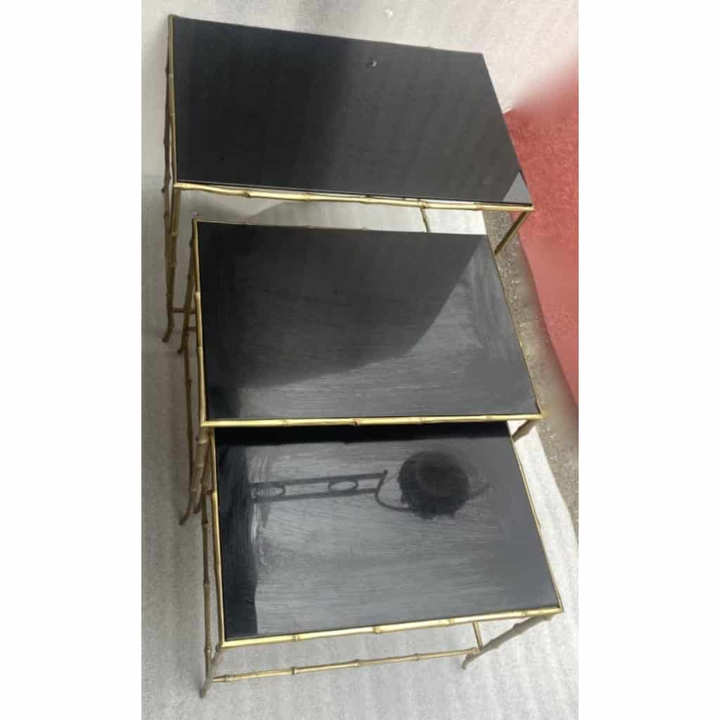 1970′ Tables Gigognes Maison Baguès, 3 Plateaux Miroir Noir et Montants Décor Bambou