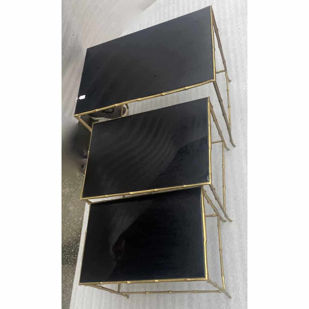 1970′ Tables Gigognes Maison Baguès, 3 Plateaux Miroir Noir et Montants Décor Bambou