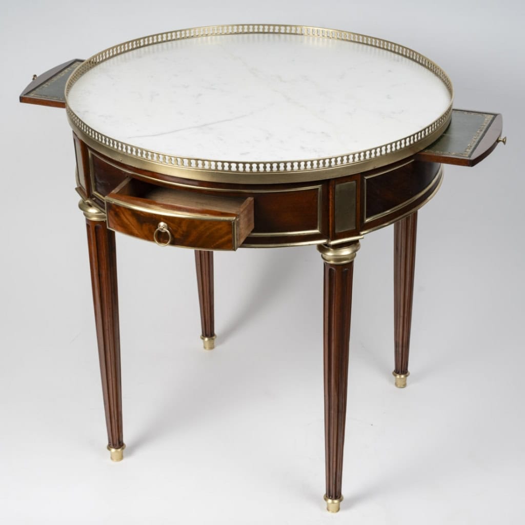 Table bouillotte d’époque Louis XVI (1774 – 1793). | Biron ||||||