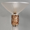 Lampe "Bague Personnages" verre blanc patiné sépia de René LALIQUE