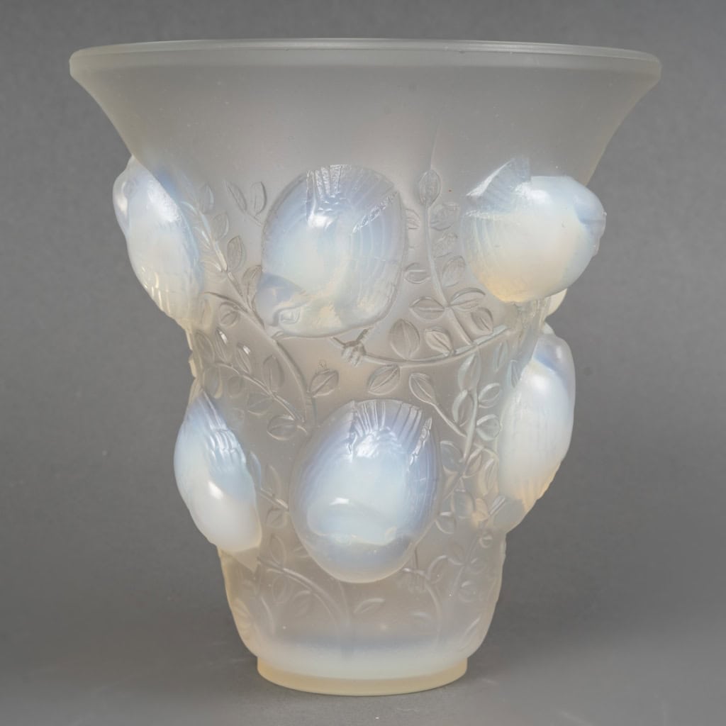 Vase « Saint François » en verre opalescent de René LALIQUE | Biron ||||||