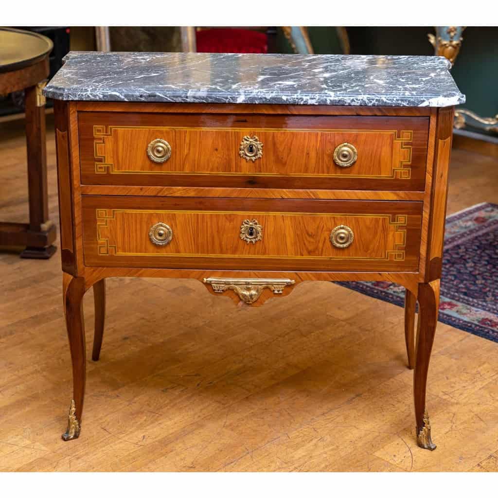 Jean POPSELReçu Maître En 1755. Sauteuse d’époque Transition. 18ème Siècle. | Biron Jean POPSELReçu Maître En 1755. Sauteuse d'époque Transition. 18ème Siècle.