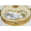 Une belle bonbonnière en porcelaine de Sèvres 1844 | Biron Une belle bonbonnière en porcelaine de Sèvres 1844
