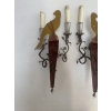 1970′ Paire d’Appliques Aux Perruches En Bois Argenté Et Fer Patiné Maison Banci Ou Bagués | Biron 1970′ Paire d'Appliques Aux Perruches En Bois Argenté Et Fer Patiné Maison Banci Ou Bagués