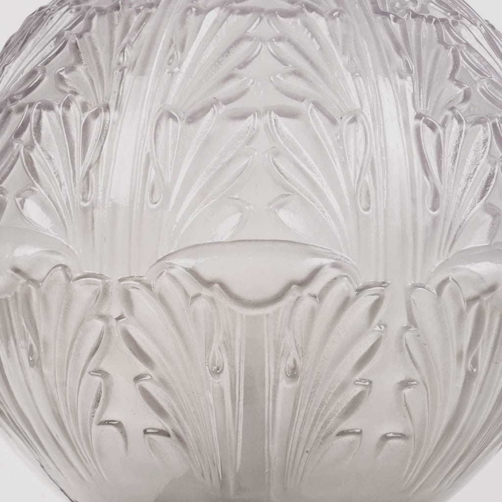 Lampe de table « Champs Elysées » verre améthyste de René LALIQUE | Biron Lampe de table "Champs Elysées" verre améthyste de René LALIQUE