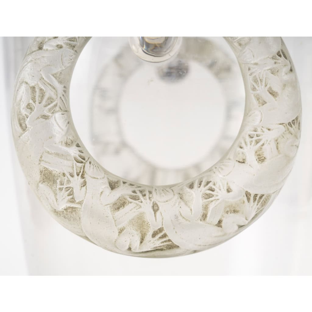 René Lalique ,Vase Deux Anneaux Lezards,1919.