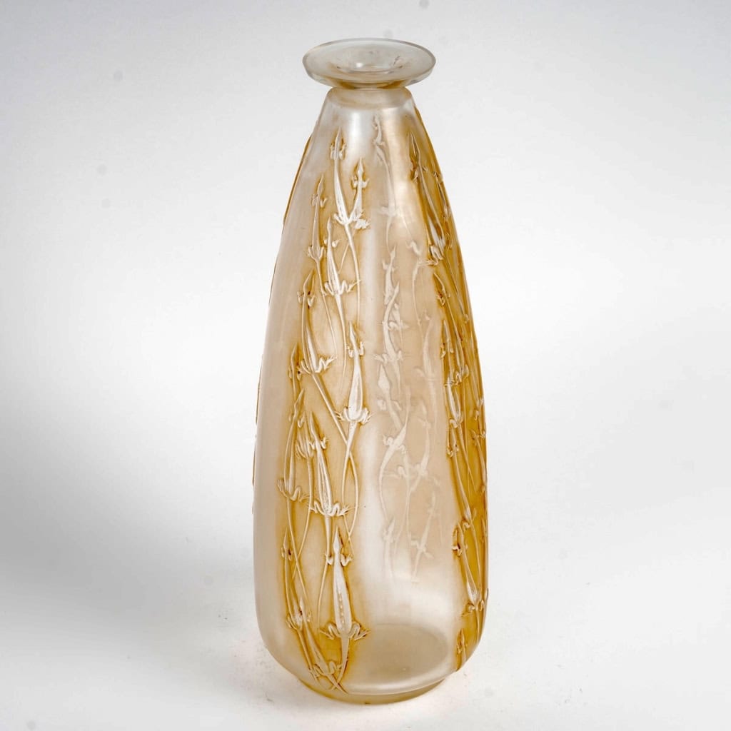 Vase « Quatre Groupes de Lézards » verre blanc patiné sépia de René LALIQUE | Biron Vase "Quatre Groupes de Lézards" verre blanc patiné sépia de René LALIQUE