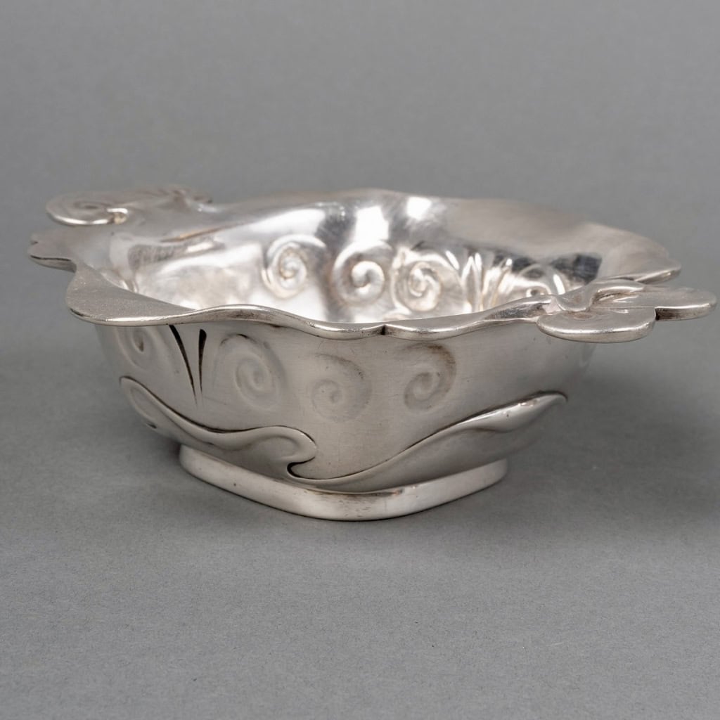 Service Thé et Café Art Nouveau argent massif et ivoire de BONVALET pour Cardeilhac | Biron Service Thé et Café Art Nouveau argent massif et ivoire de BONVALET pour Cardeilhac