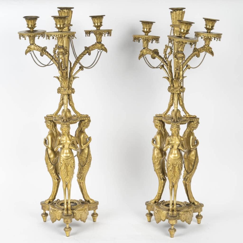 Pair de chandelier attribué à François Remond 1775-1780 h:70cm en bronze doré et bien ciselé . | Biron |||||||||