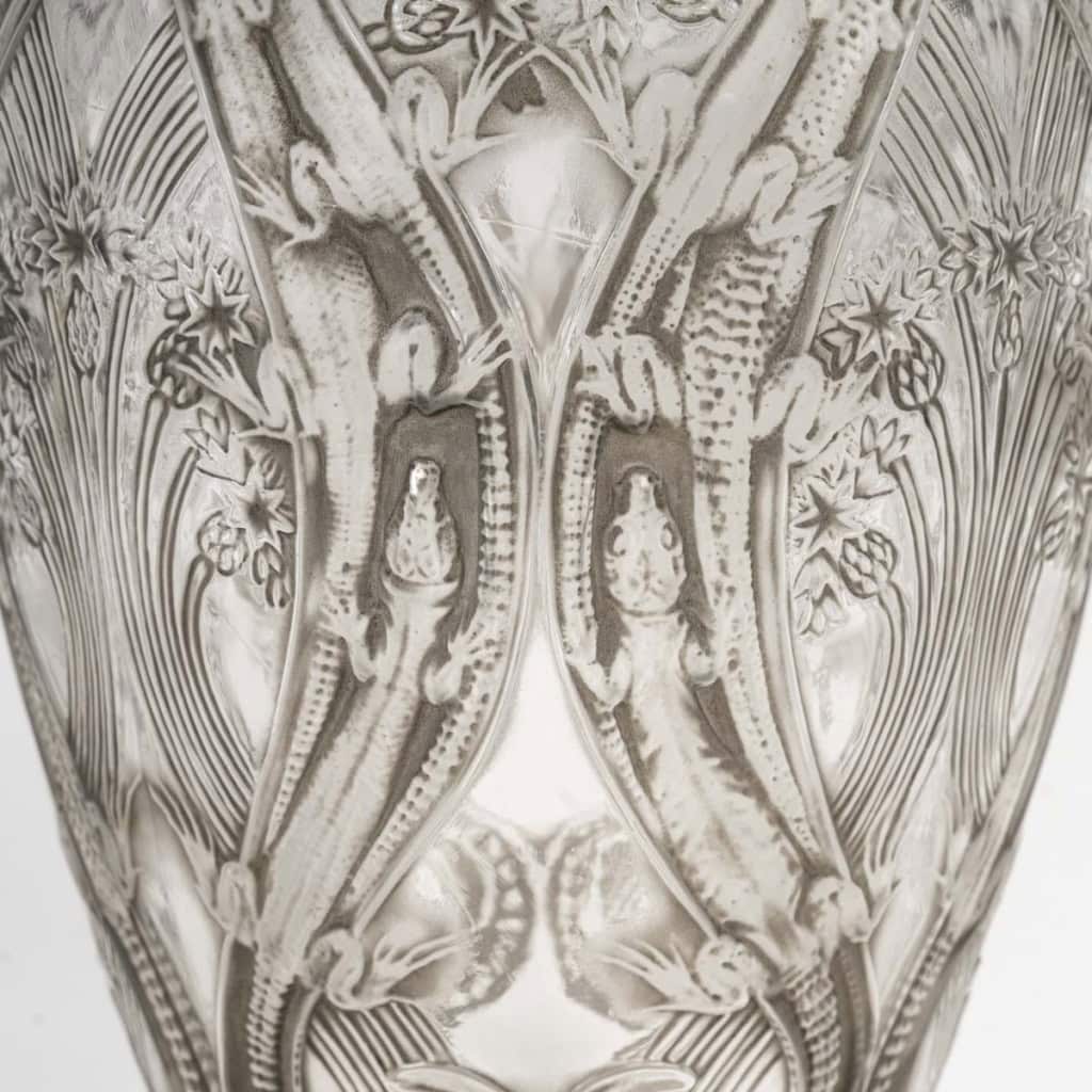 René Lalique,1913 : Vase “Lézards et Bluets” | Biron René Lalique,1913 : Vase “Lézards et Bluets”