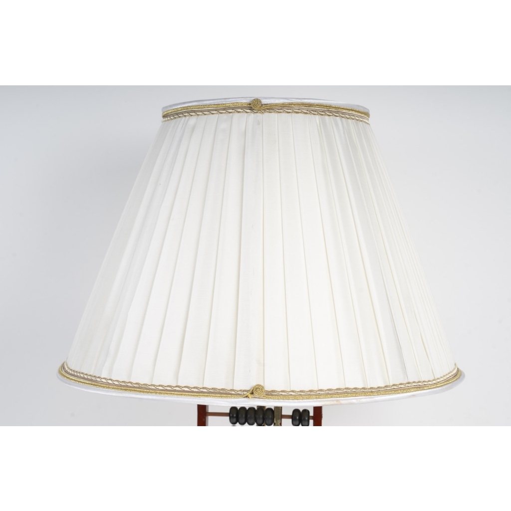 Lampe à poser, boulier en bois laqué et métal, 1960.