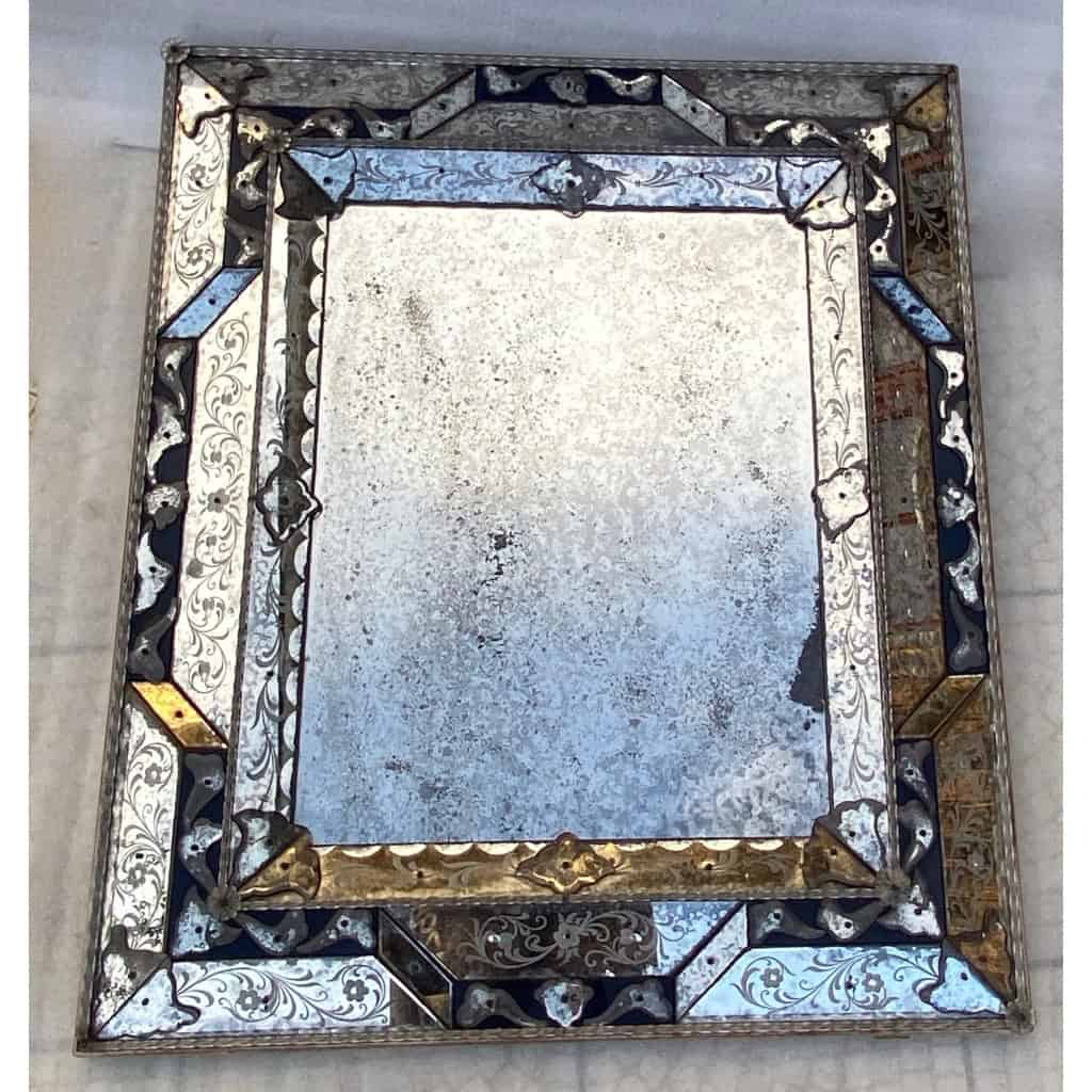 1970/80 Miroir Venise Style Louis 14 Avec Ornements En Verre Bleu | Biron 1970/80 Miroir Venise Style Louis 14 Avec Ornements En Verre Bleu