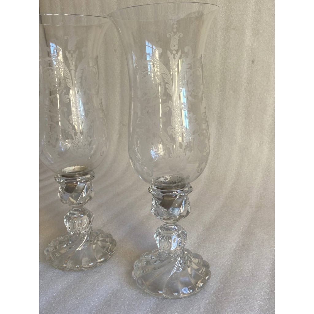 1950/70 Paire de Bougeoirs Photophores Baccarat Signés : Modèle Tors | Biron 1950/70 Paire de Bougeoirs Photophores Baccarat Signés : Modèle Tors