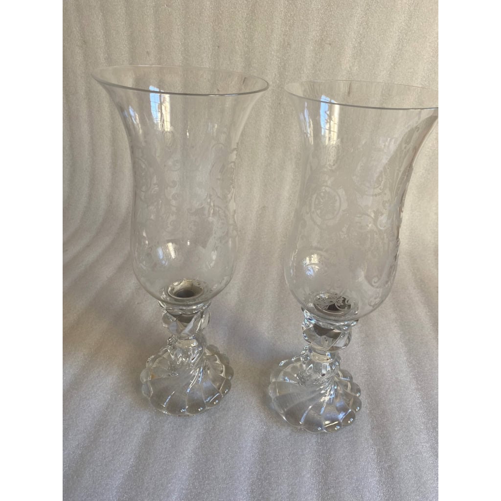 1950/70 Paire de Bougeoirs Photophores Baccarat Signés : Modèle Tors | Biron 1950/70 Paire de Bougeoirs Photophores Baccarat Signés : Modèle Tors