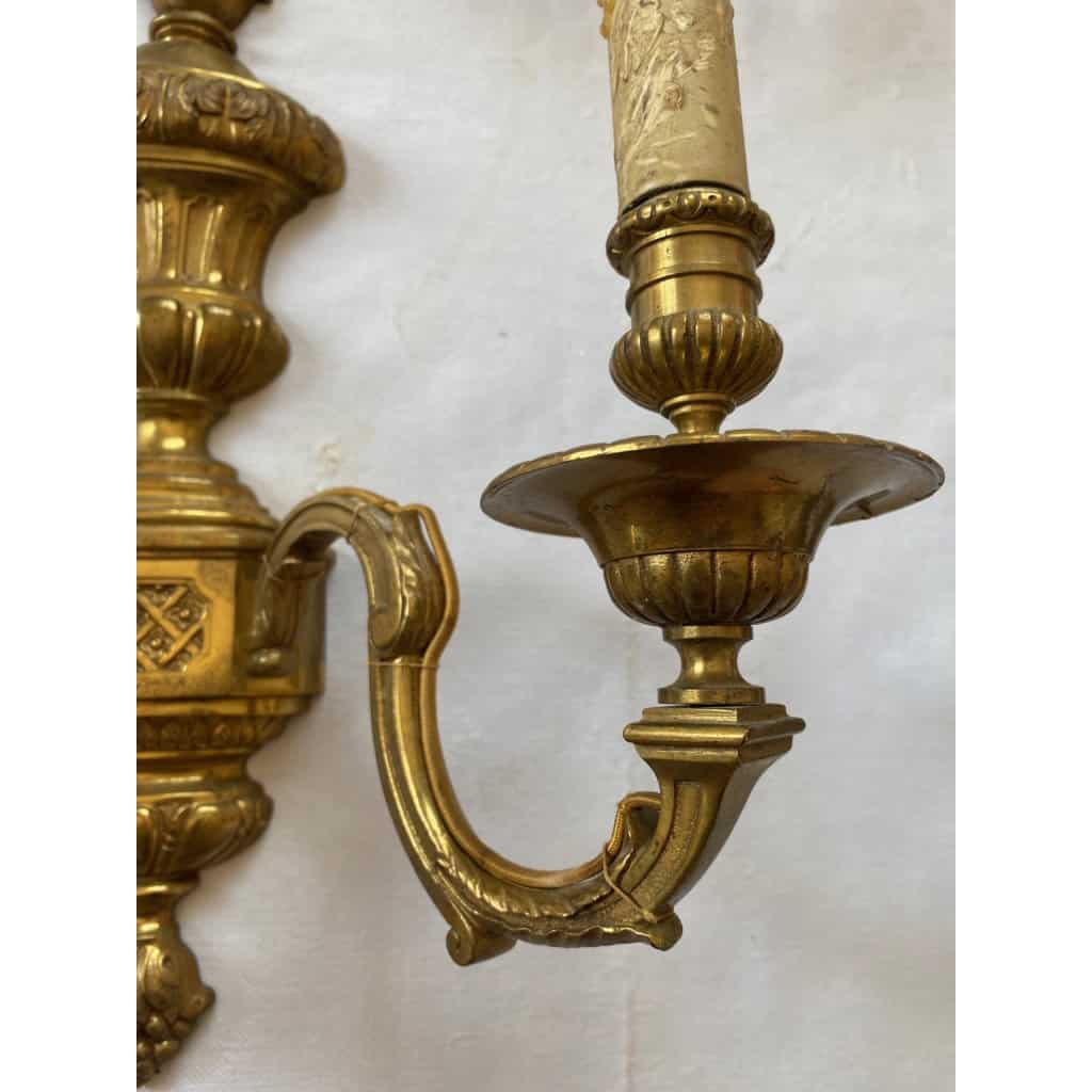 1970/80 Série De 6 Appliques En Bronze Doré De Style LXVI Signées Maison Baguès | Biron 1970/80 Série De 6 Appliques En Bronze Doré De Style LXVI Signées Maison Baguès