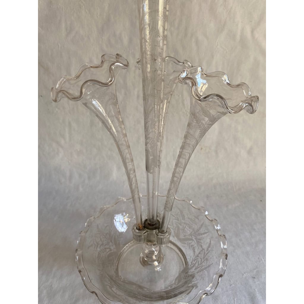 1900′ Coupe en Cristal Gravé avec 3 cornets A Axe Déporté