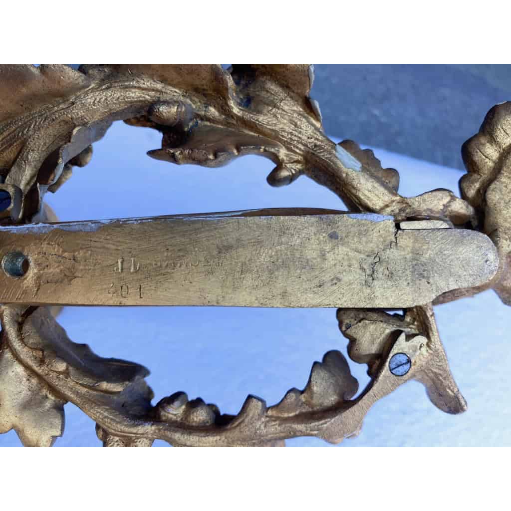 1900′ Paire d’Appliques Style Louis 16 Bronze Doré Aux Cors De Chasse Signée Jansen | Biron 1900′ Paire d’Appliques Style Louis 16 Bronze Doré Aux Cors De Chasse Signée Jansen