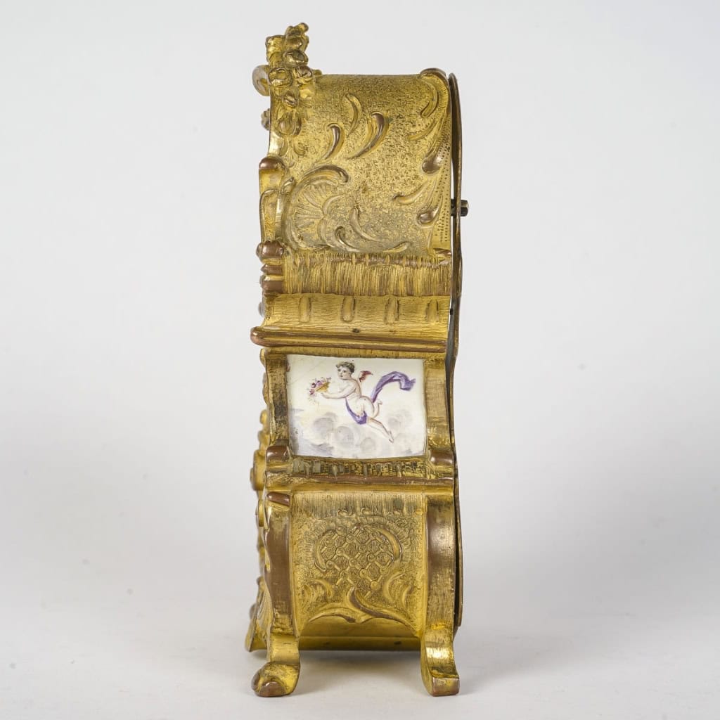 Une Miniature Pendule En émail Fin XIXè Siècle | Biron Une Miniature Pendule En émail Fin XIXè Siècle