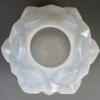 Vase « Armorique » verre opalescent de René LALIQUE | Biron Vase « Armorique » verre opalescent de René LALIQUE