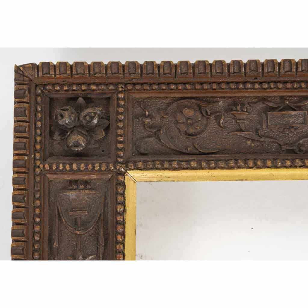Vintage Italian carved wooden frame XIXth century | Biron Italian carved wooden frame from the period XIXth century