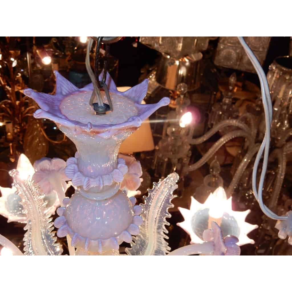 1970′ Lustre Murano à 8 Bras de Lumière en Verre Bleu Opalescent et Pâte de Verre Rose | Biron 1970′ Lustre Murano à 8 Bras de Lumière en Verre Bleu Opalescent et Pâte de Verre Rose