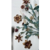 1970′ Applique en Métal Peint à Décor de Gerbe De Fleurs | Biron 1970′ Applique en Métal Peint à Décor de Gerbe De Fleurs
