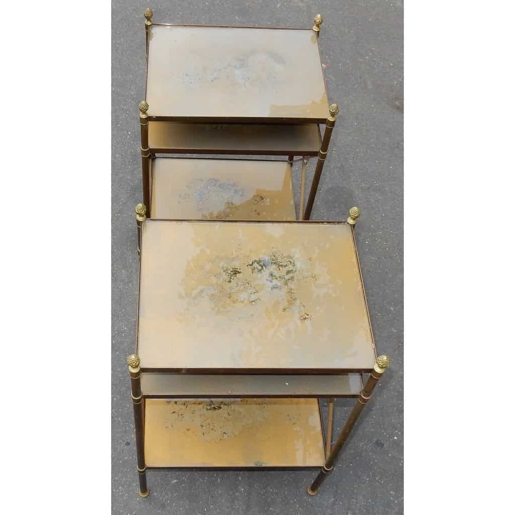 1950/70′ Paire d’Étagères en Laiton à 3 Niveaux Maison Baguès à Croisillons avec Pâquerettes | Biron 1950/70′ Paire d’Étagères en Laiton à 3 Niveaux Maison Baguès à Croisillons avec Pâquerettes